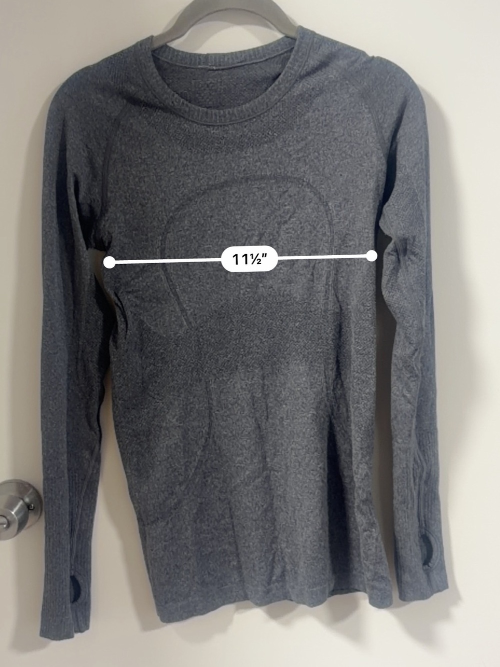 lululemon athletica Women's Long Sleeve Crewneck Top - Charcoal Gray - Picture 3 of 6